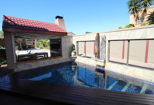 Fortywingspe Guest Lodge