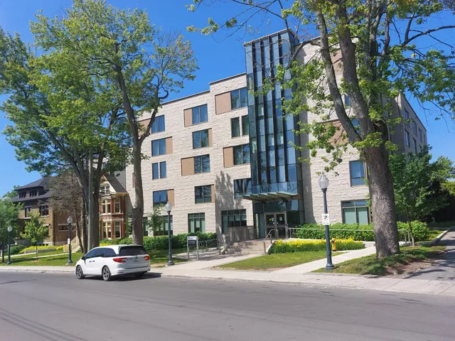 Endaayaan – Tkanónsote