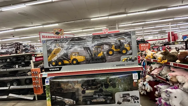 Colony Square Shopping Center