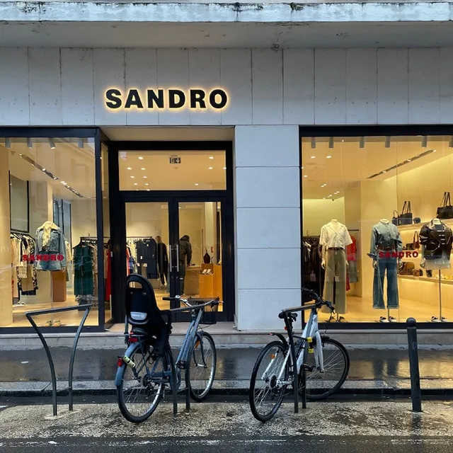 Sandro - Tours