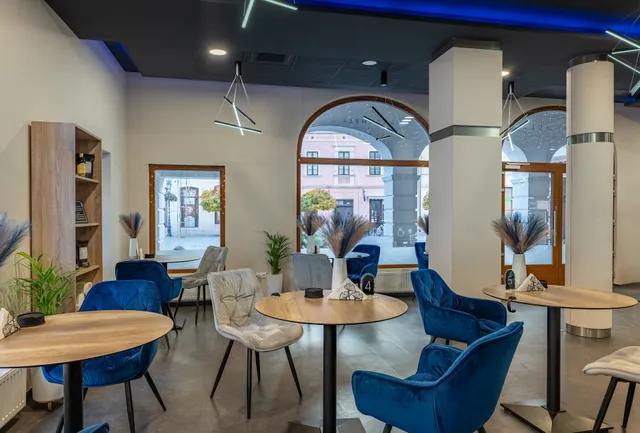 Karameli - The Place