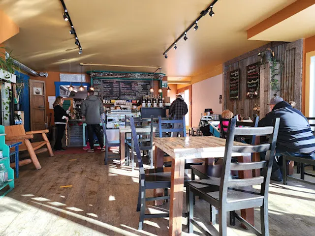 The Cherry on Top Bakery and Koffie Shop