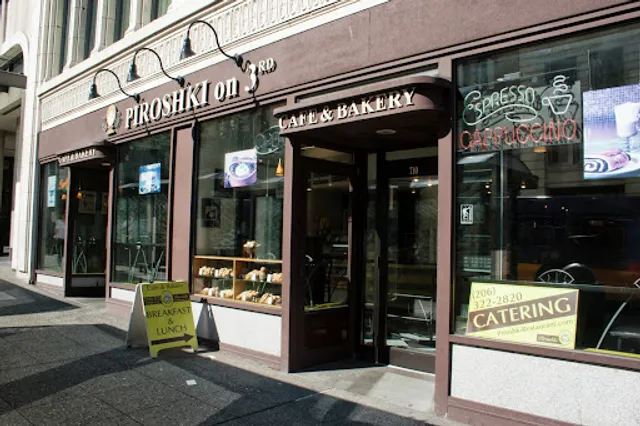 Pinoyshki Bakery, Cafe & Bar