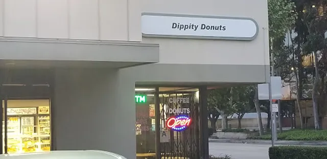 Dippity Donuts