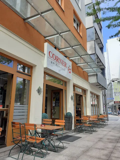 Stiegl Corner am Bahnhof