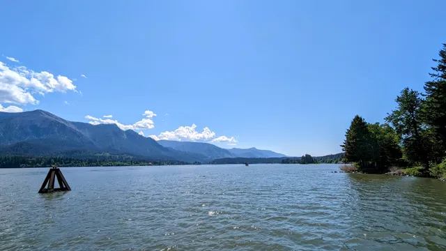 Skamania Port Waterfront
