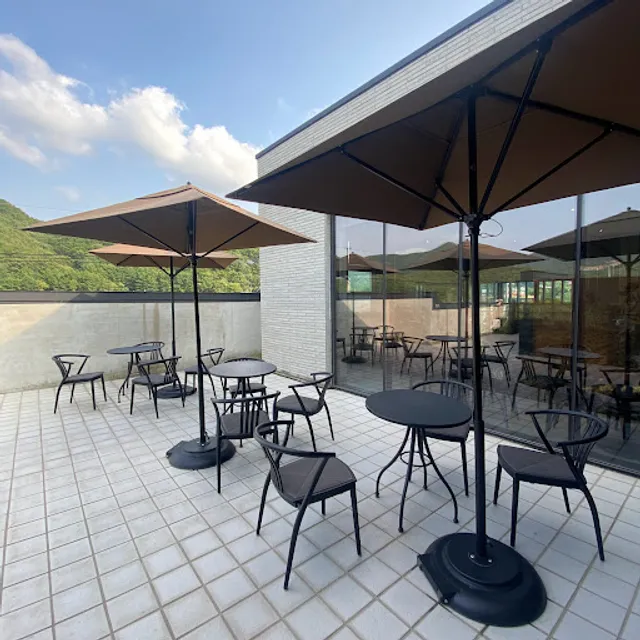 Starbucks Gongju Donghaksa DT Branch