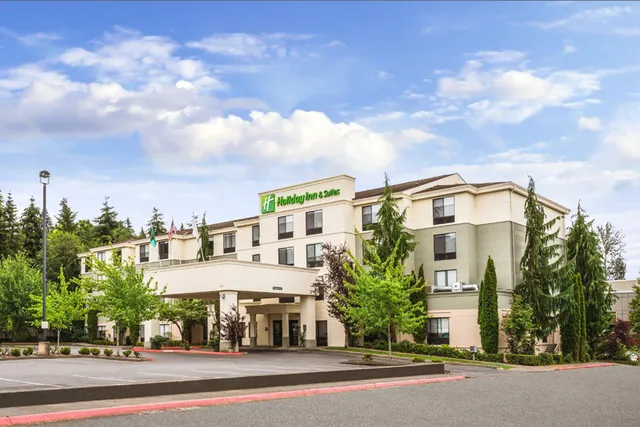 Holiday Inn & Suites Bothell by IHG