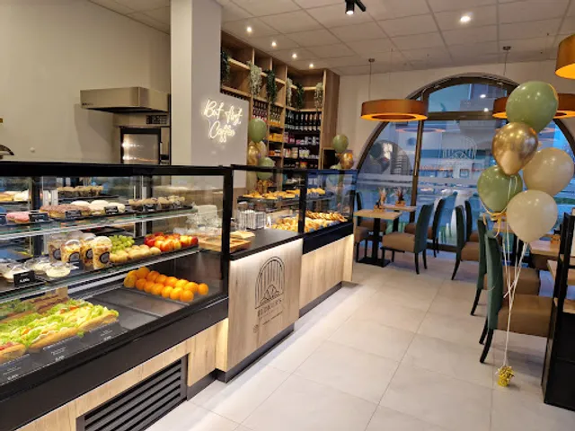 Rüdiger's Coffee & Bakery