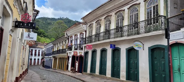 Balcony Hostel and Art Gallery