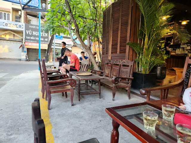 Tiệm Cafe Sài Gòn Xưa