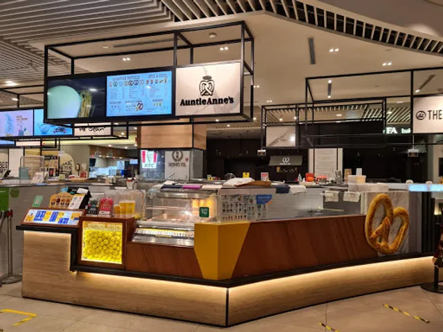 Auntie Anne's Soft Pretzels (Jewel)