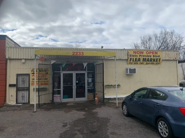 Elvis Presley Blvd. Flea Market