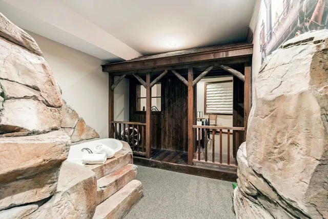 Chateau Avalon Hotel Spa and d'Nile Lounge