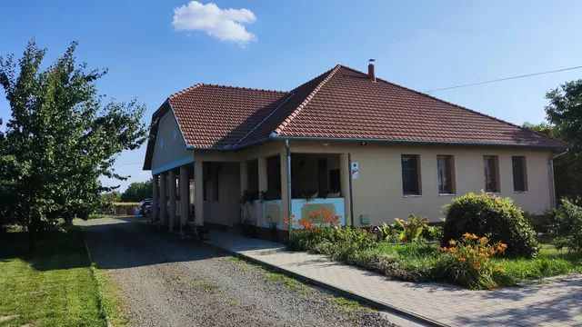 Kölcsey Kúria Vendégház