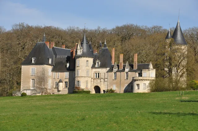 Le Prieuré Saint Agnan maison d'hôtes de charme avec piscine