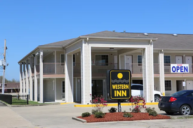 Western Inn-Baker