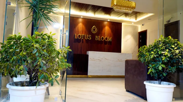 Hotel Lotus Bloom