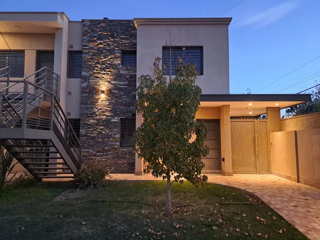 UCO APARTS Hospedaje