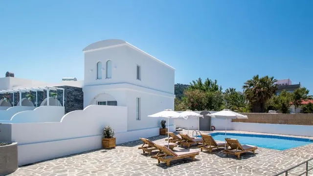 Alexander Studios & Suites