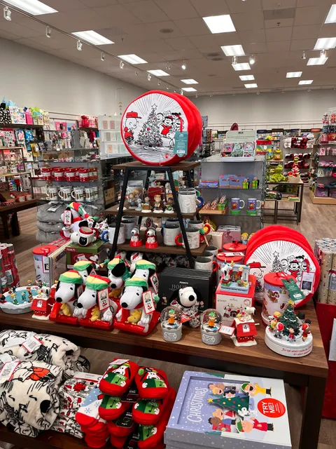 Elam's Hallmark Shop