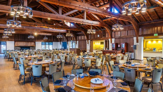 Crocker Dining Hall