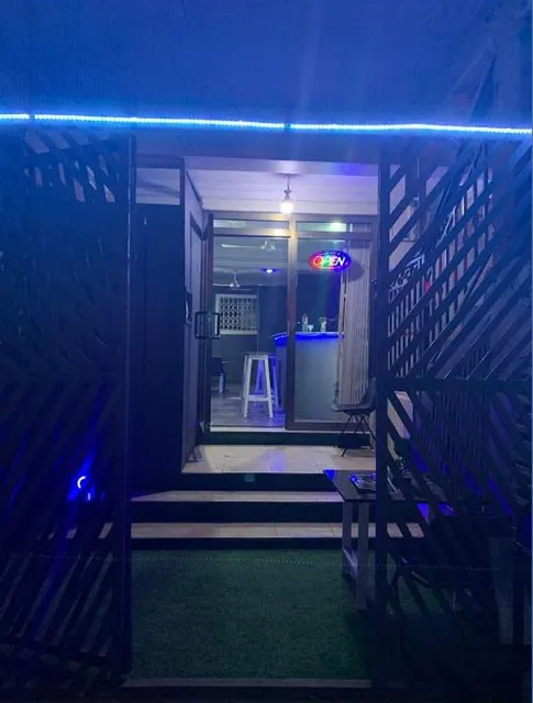 Georgies cocktail bar & grill