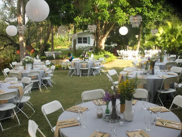 Naples Wedding Catering by Friscos