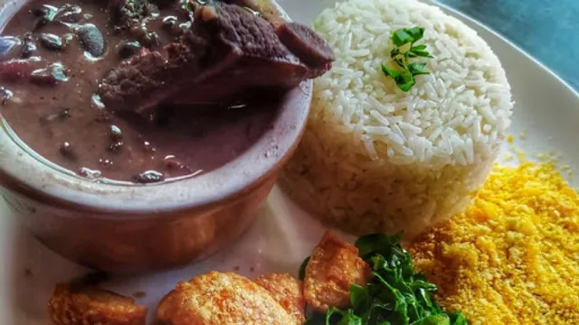 RESTAURANTE E MARMITARIA CHEF BILL