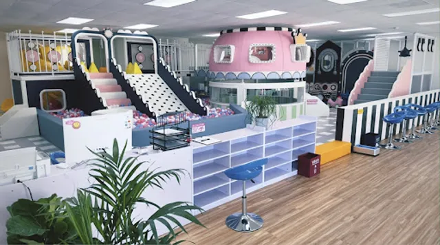 La La Land Indoor Playground