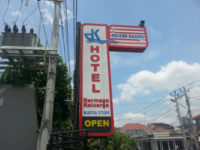 Hotel Dermaga Keluarga