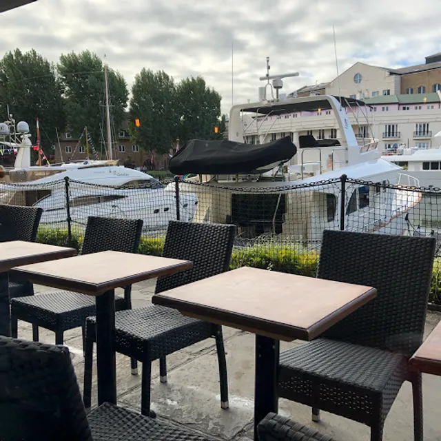 St Katharine Docks Cafe