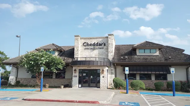 Cheddar's Scratch Kitchen