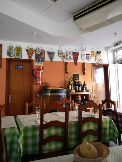 Churrasqueira/Take-away Sabores de Casa