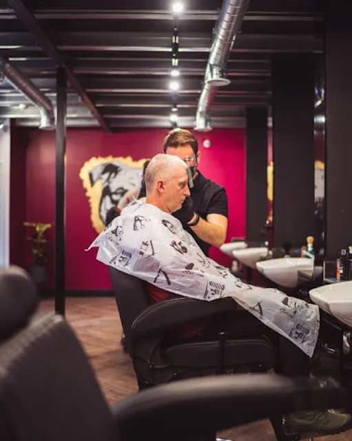 Gezellig Male Grooming