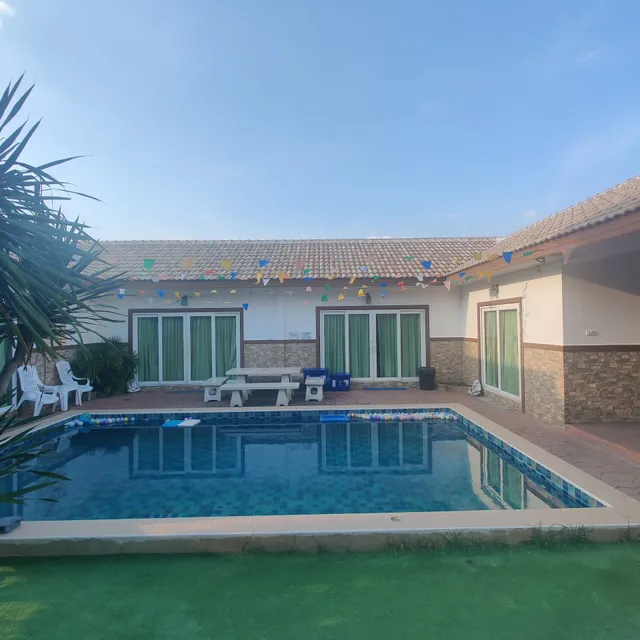 My Jomtien Family Pool Villa