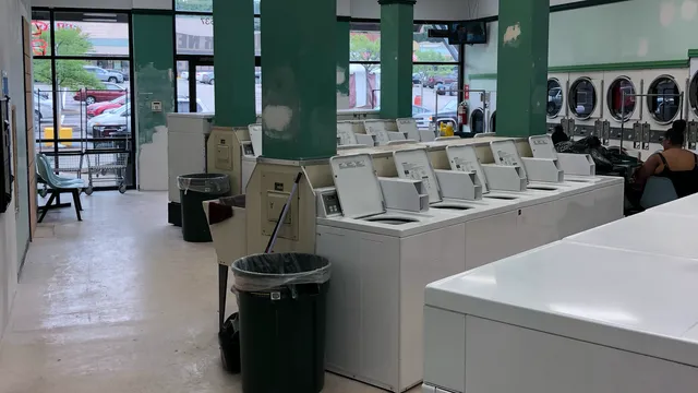 Edgewood 24hr Laundromat