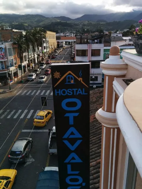 HOSTAL OTAVALOS INN
