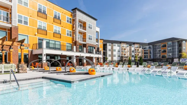 Signature Hartwell Village