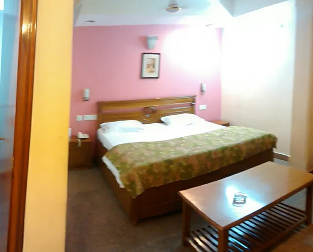 Tavern Business Hotel