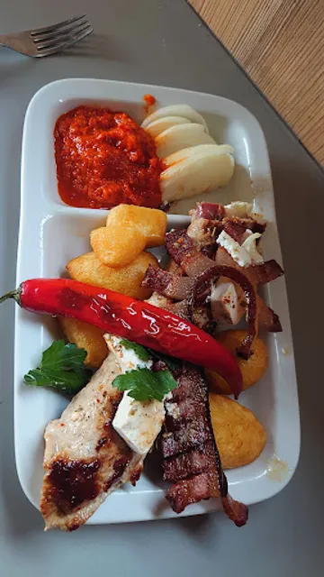 Sascha's Imbiss & More