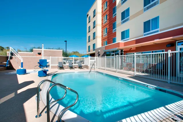 Fairfield by Marriott Inn & Suites Phoenix Tempe/Airport
