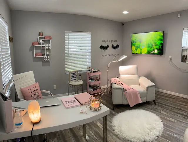 Lash Life & Spa/dolled by Pri