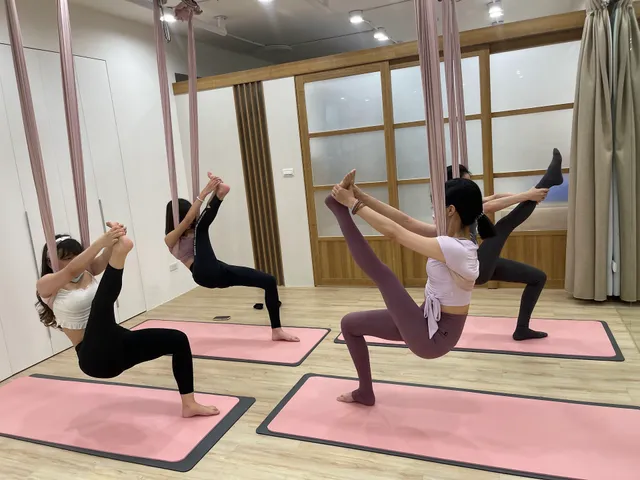 小島好日Islanday Studio + 瑜珈．空間．療癒．生活