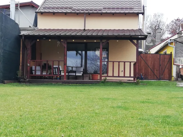 Casa de vacanță Ayan