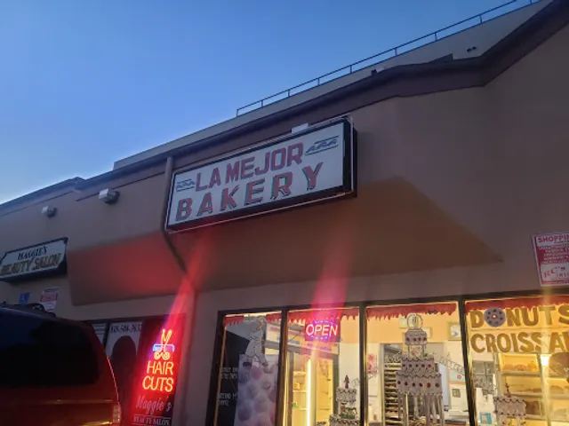 La Mejor Bakery