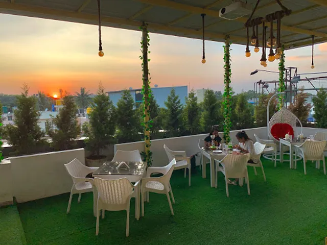 Uncle Johnny Cafe - Cafe in Koramangala