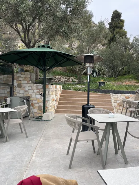 Prasini Tenta, Lykavitos