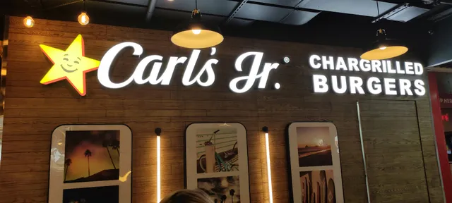 Carl's Jr. Aeropuerto Internacional de Las Americas