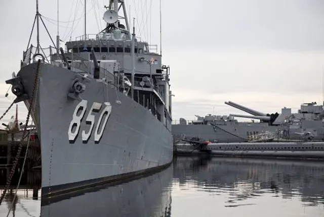 USS Joseph P. Kennedy Jr. DD-850